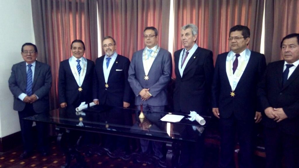 2016-10-14-2-colegio-abogados-lima-dl-y-jdev-miembros-honorarios